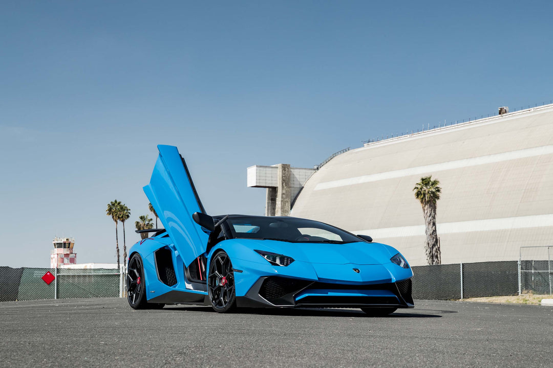 LAMBORGHINI AVENTADOR SV FORGED WHEELS AND EXHAUST SYSTEM