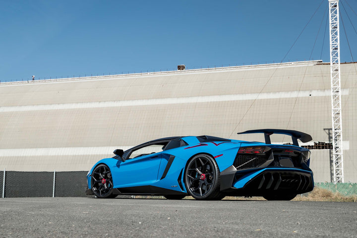 LAMBORGHINI AVENTADOR SV FORGED WHEELS AND EXHAUST SYSTEM