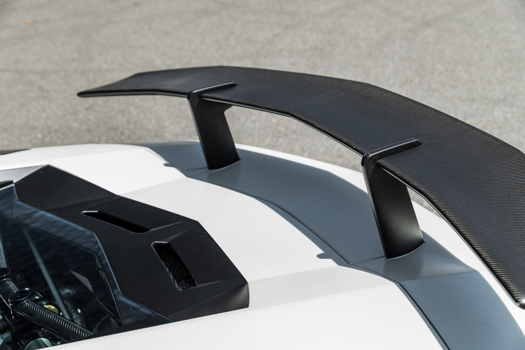 LAMBORGHINI AVENTADOR SV FORGED WHEELS AND EXHAUST SYSTEM