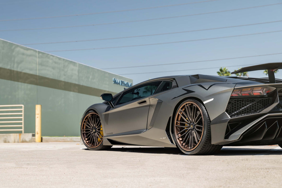 LAMBORGHINI AVENTADOR SV FORGED WHEELS AND EXHAUST SYSTEM