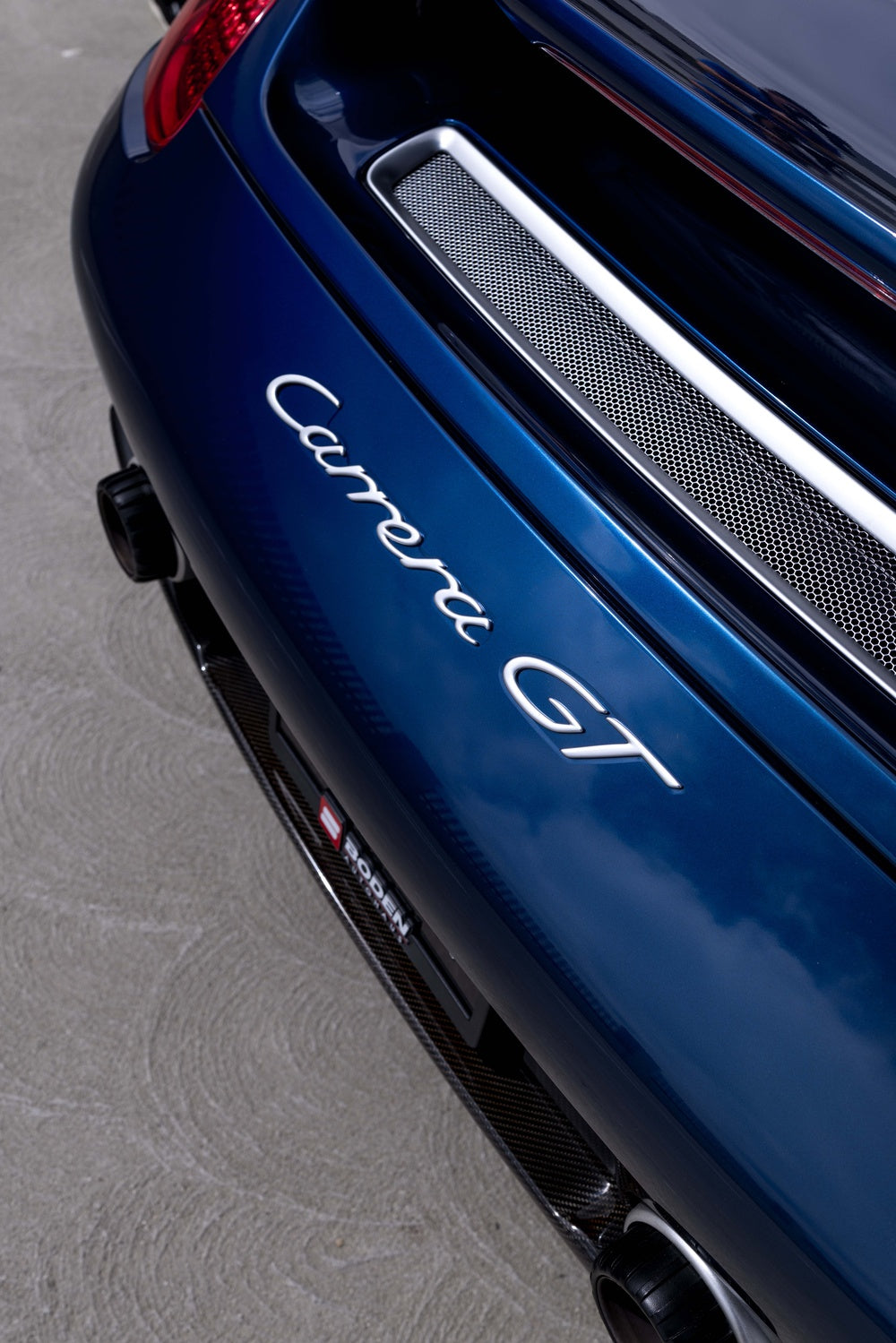 PORSCHE CARRERA GT FORGED WHEELS AND EXHAUST SYSTEM