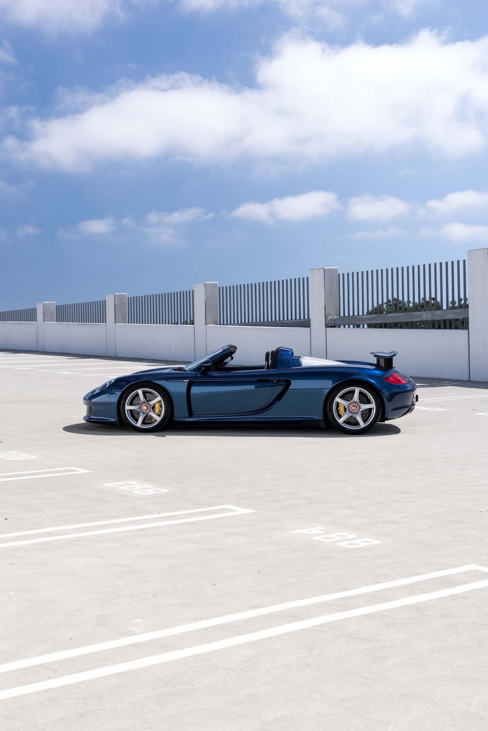 PORSCHE CARRERA GT FORGED WHEELS AND EXHAUST SYSTEM