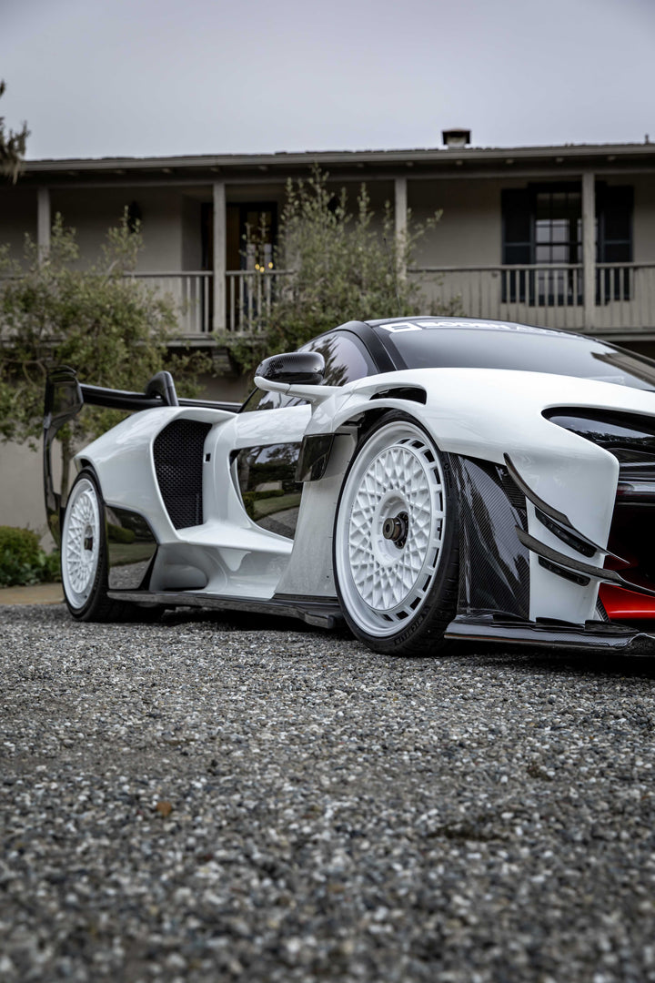 MCLAREN SENNA GTR FORGED WHEELS AND EXHAUST SYSTEM