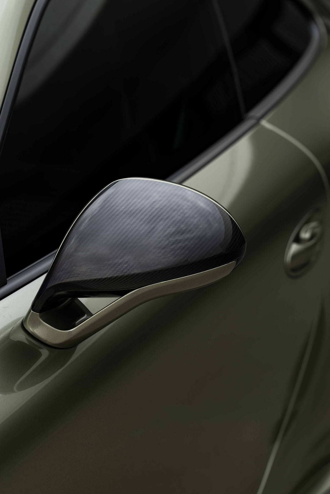 PORSCHE 911 R FORGED WHEELS AND EXHAUST SYSTEM