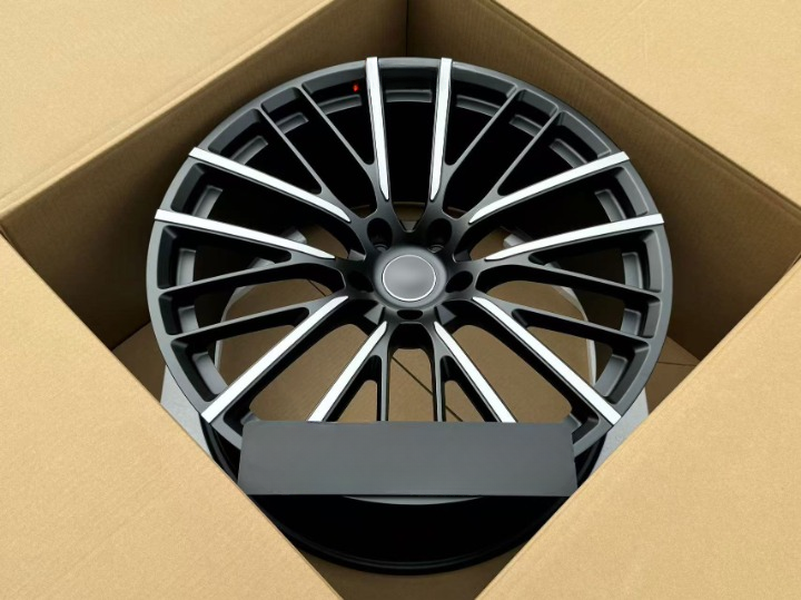ASTON MARTIN DBX 22 INCH FORGED WHEELS