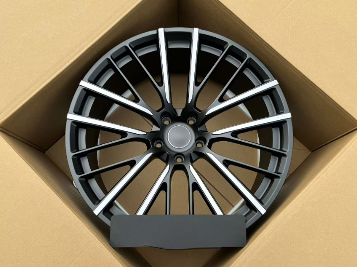 ASTON MARTIN DBX 22 INCH FORGED WHEELS