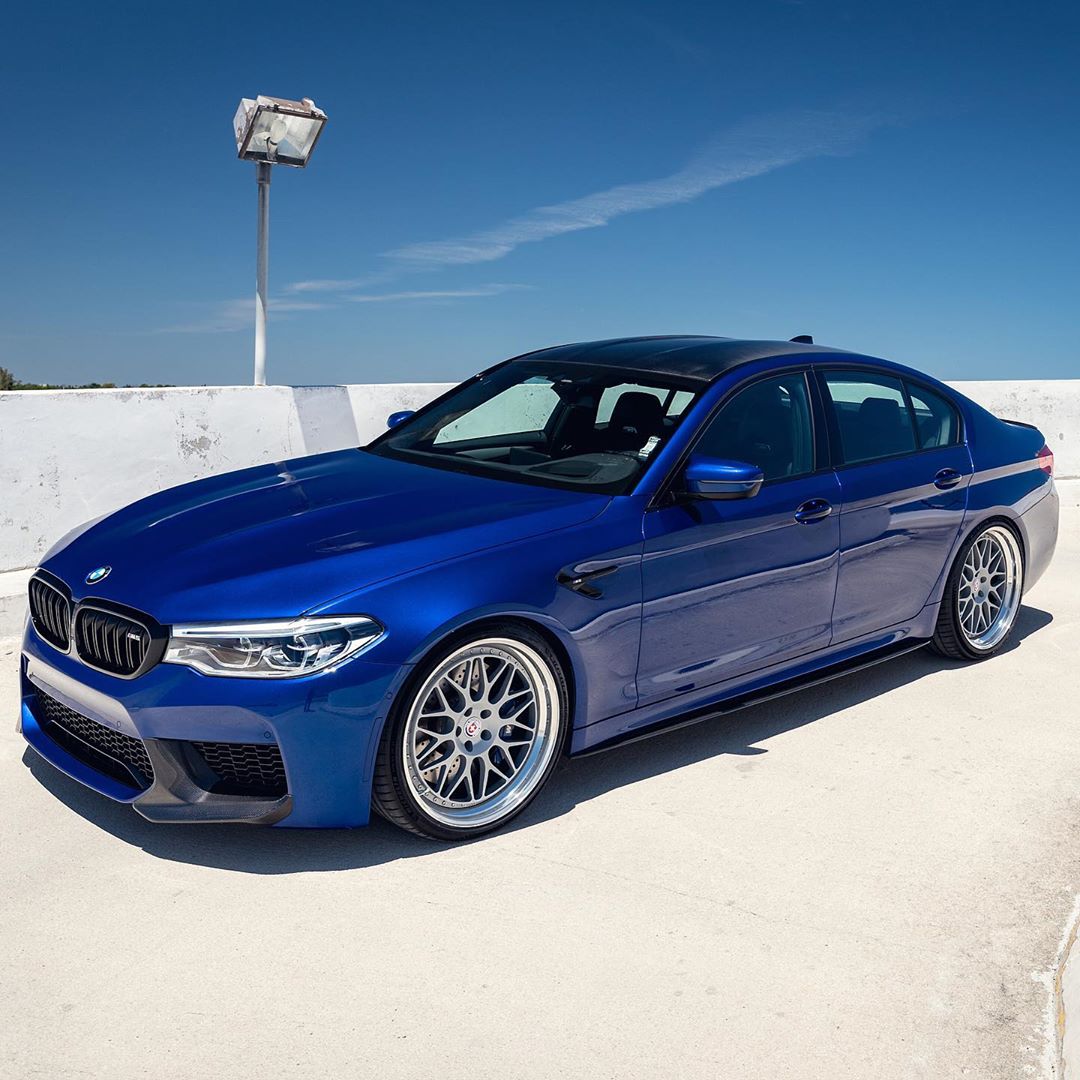 BMW M5 F90 HRE 300 WHEELS