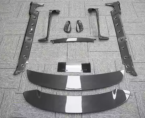PORSCHE 992 OEM CARBON BODY KIT PARTS