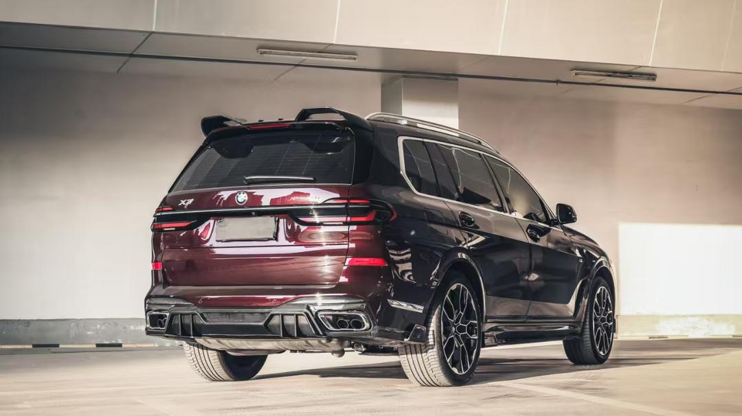 BMW X7 G07 CARBON BODY KIT FOR 2022+