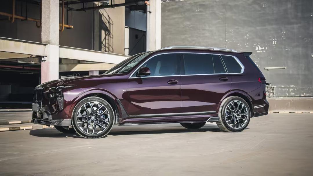 BMW X7 G07 CARBON BODY KIT FOR 2022+