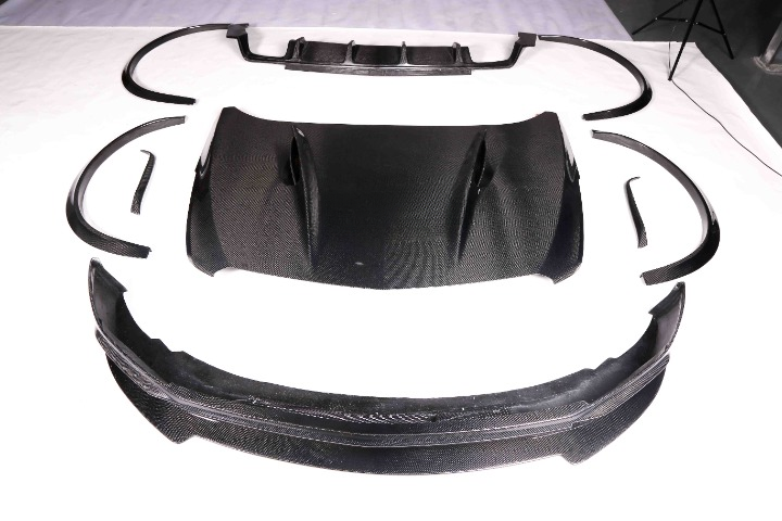 CADILLAC XT5 2016-2020 CARBON FIBER BODY KIT