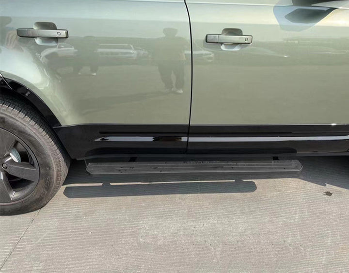LAND ROVER DEFENDER ELECTRIC SIDE STEP