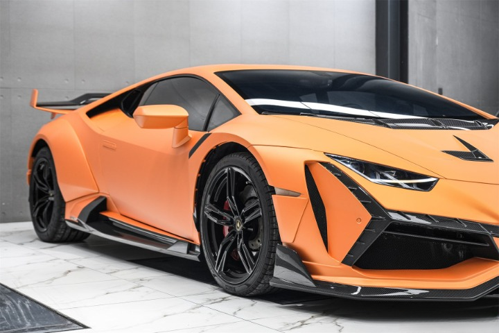 LAMBORGHINI HURACAN LP610 & LP580 CARBON FIBER BODY KIT