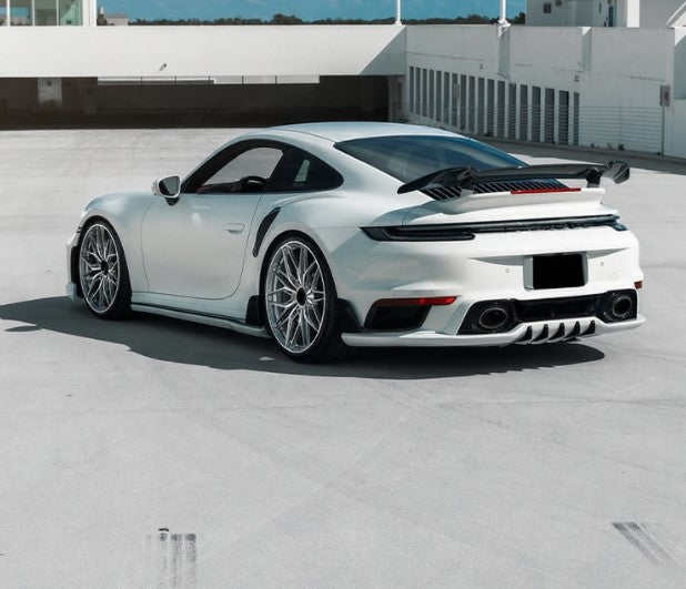 PORSCHE 911 992 TURBO S CARBON FIBER BODY KIT