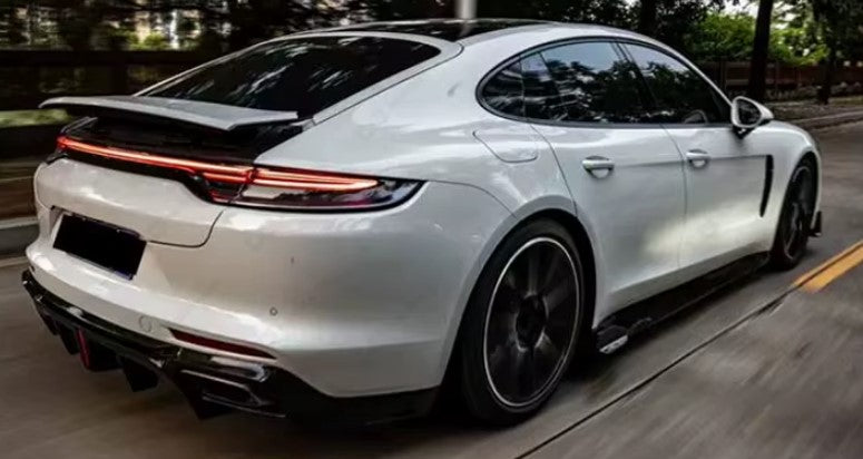 PORSCHE 970 PANAMERA CARBON FIBER SIDE SKIRTS