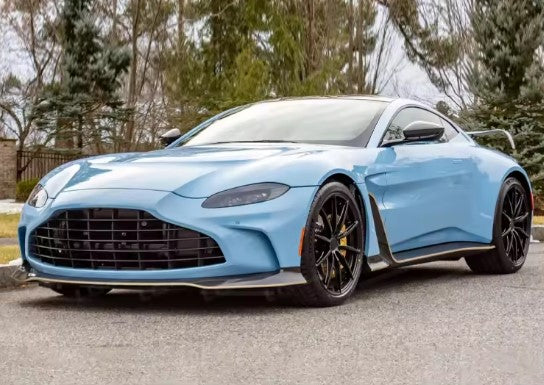 ASTON MARTIN VANTAGE V12 CARBON FIBER PARTS