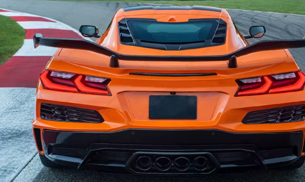 CHEVROLET CORVETTE C8 Z06 BODY KIT