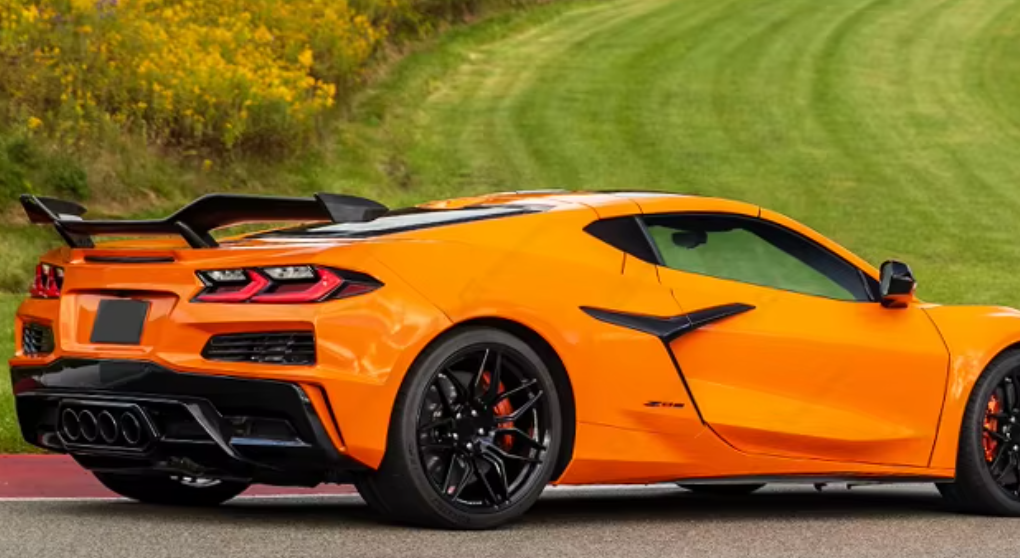 CHEVROLET CORVETTE C8 Z06 BODY KIT