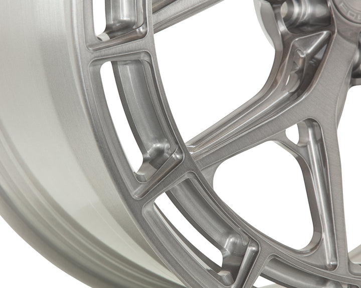 VOSSEN LC3-01