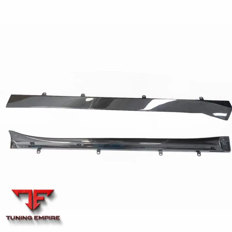 ASTON MARTIN DB11 CARBON FIBER PARTS