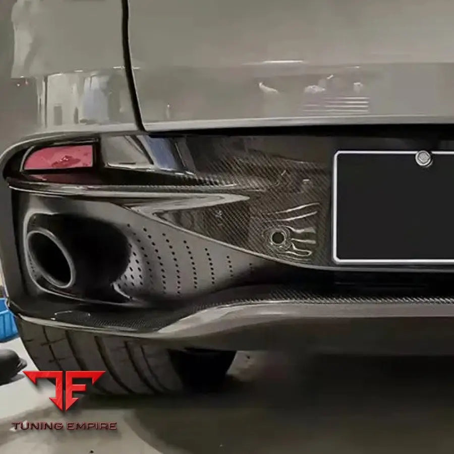 ASTON MARTIN DB11 CARBON FIBER PARTS BSD