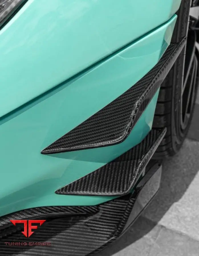 ASTON MARTIN DB11 CARBON FIBER PARTS