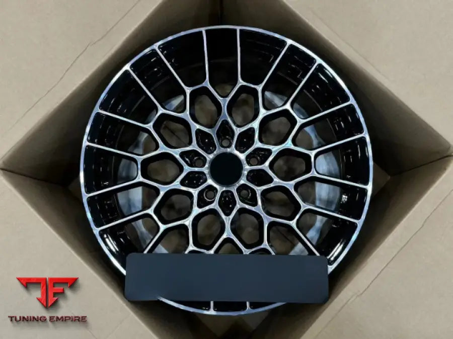 ASTON MARTIN DB9 WHEELS