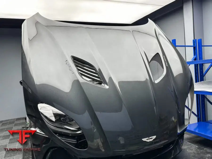 ASTON MARTIN DBS 770 CARBON KIT