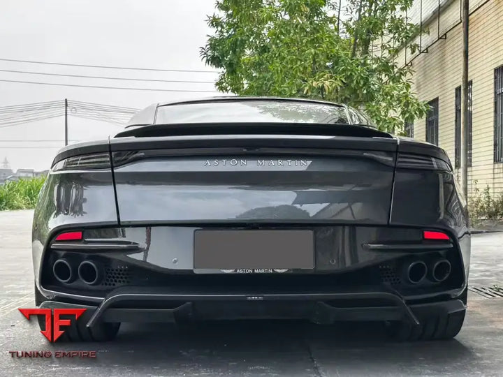 ASTON MARTIN DBS 770 CARBON KIT