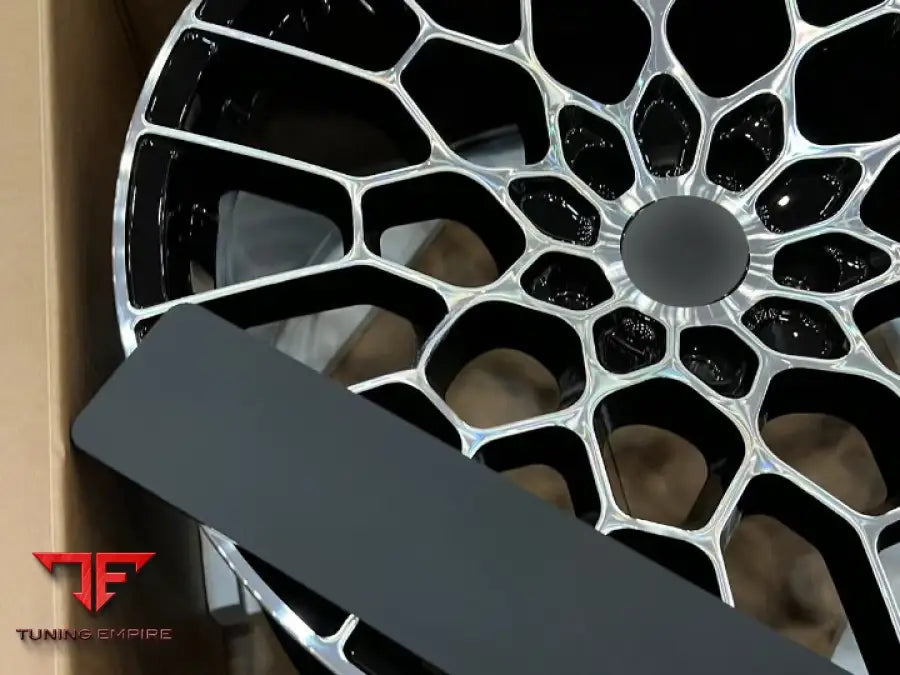 ASTON MARTIN DBS 770 DBS DB11 VANTAGE WHEELS