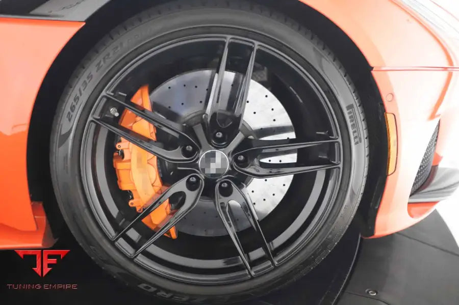 ASTON MARTIN DBS SUPERLEGGERA VOLANTE WHEELS