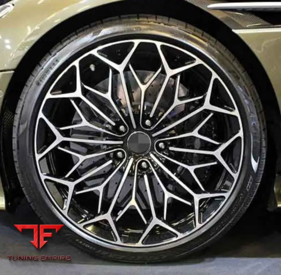 ASTON MARTIN DBS SUPERLEGGERA WHEELS