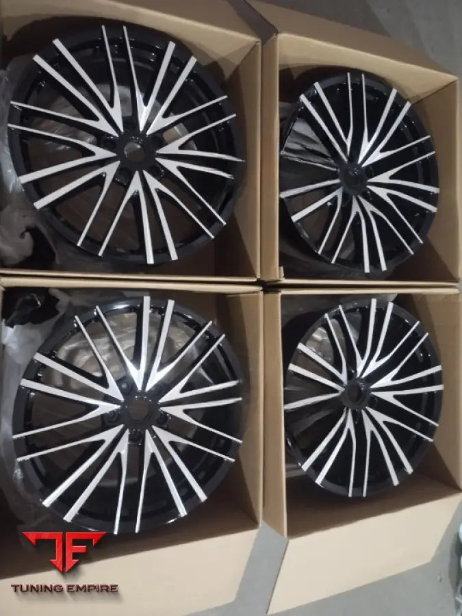 ASTON MARTIN DBS WHEELS