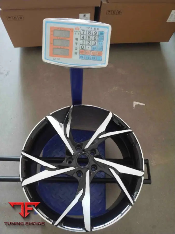 ASTON MARTIN DBS WHEELS