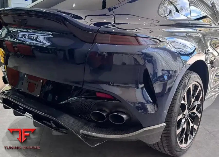 ASTON MARTIN DBX 707 CARBON FIBER PARTS