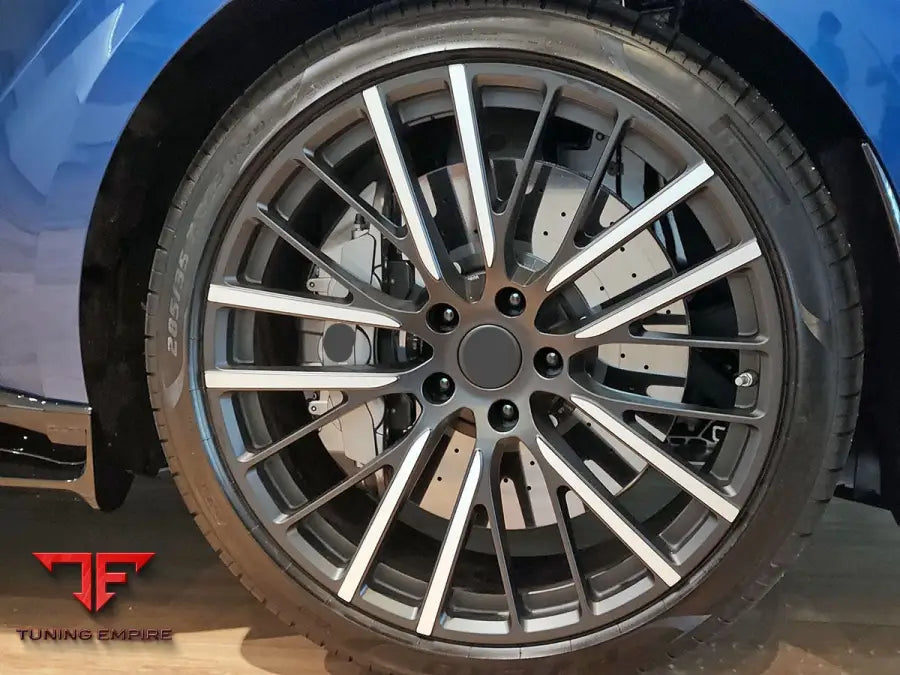 ASTON MARTIN DBX 707 WHEELS