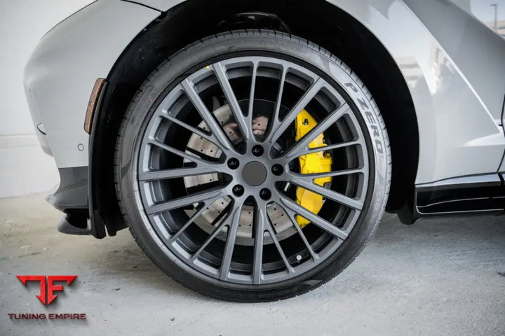 ASTON MARTIN DBX 707 WHEELS