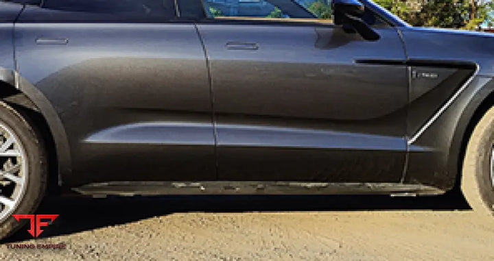 ASTON MARTIN DBX CARBON FIBER PARTS BSD