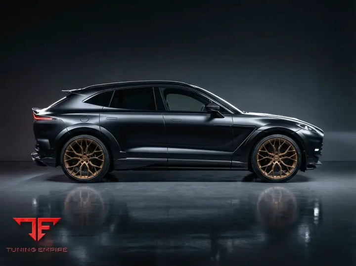 ASTON MARTIN DBX CARBON FIBER RAZOR BODY KIT