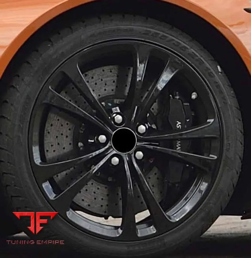ASTON MARTIN V12 VANTAGE WHEELS