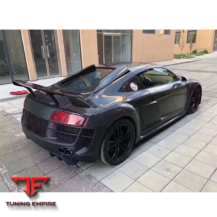 AUDI R8 CARBON FIBER BODY KIT