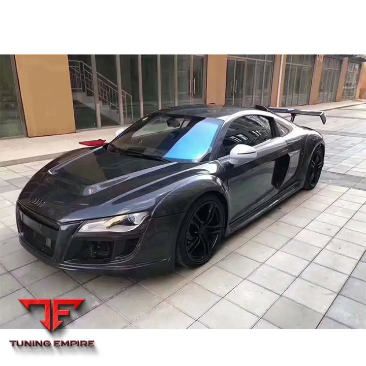 AUDI R8 CARBON FIBER BODY KIT