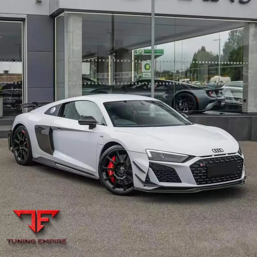 AUDI R8 CARBON FIBER PARTS