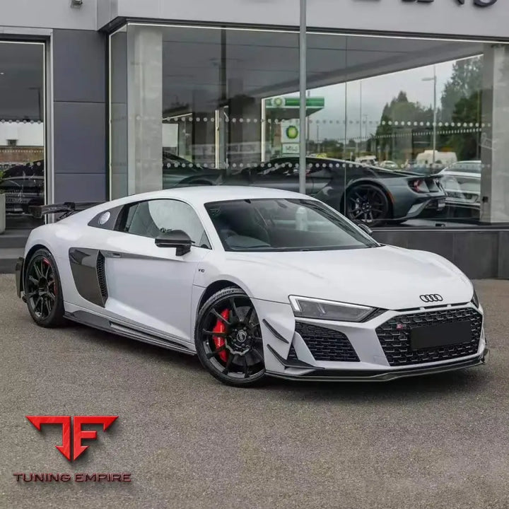 AUDI R8 CARBON FIBER PARTS