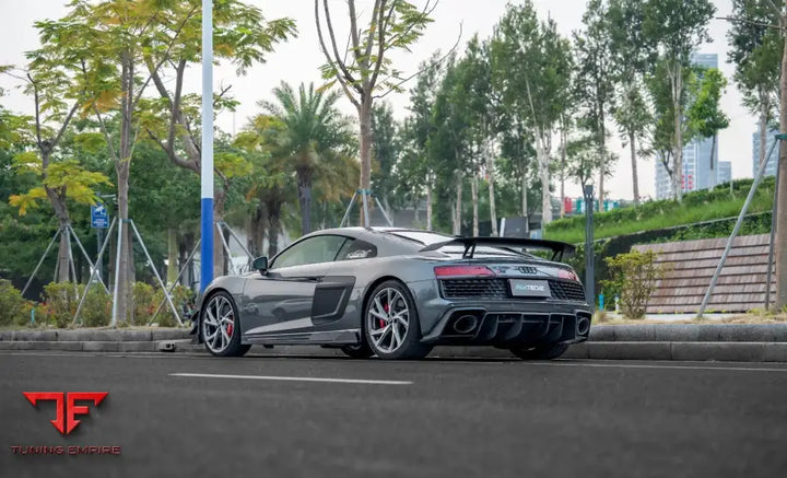 AUDI R8 CARBON FIBER RAZOR KIT 2019-2023