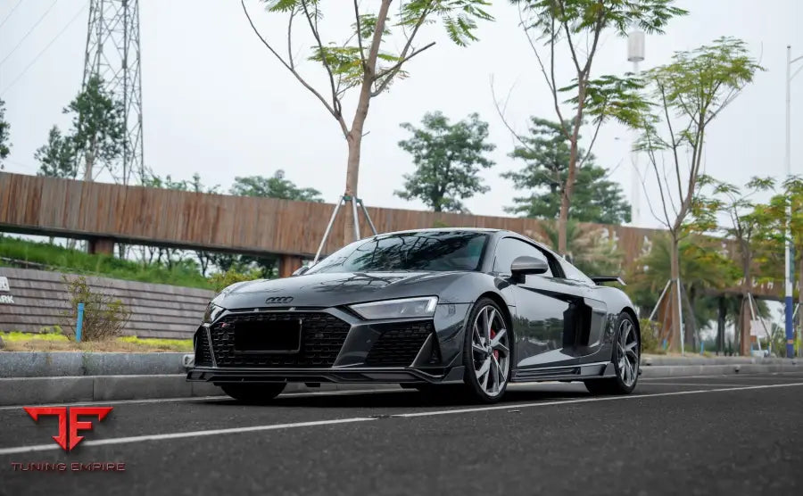 AUDI R8 CARBON FIBER RAZOR KIT 2019-2023