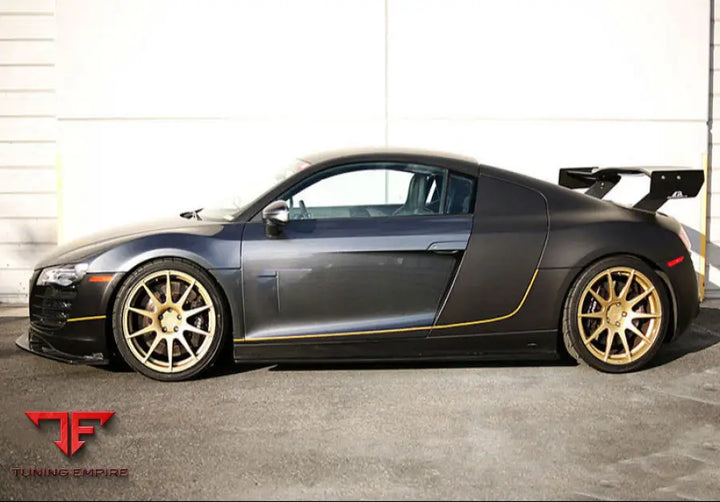 AUDI R8 APR CARBON FIBER MATERIAL SIDE SKIRTS SIDE BUMPER EXTENSION BUMPER DIFFUSER LIPS