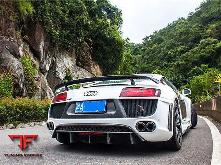 AUDI R8 V8 V10 BODY KIT