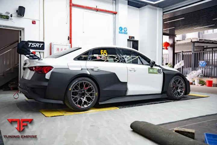 AUDI RS3 8Y CARBON FIBER BODY KIT