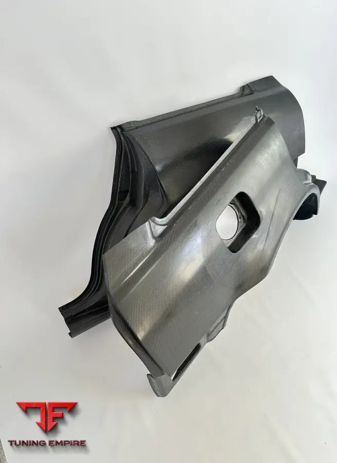 Audi RS4 B5 carbon rear quarter panels, view 2